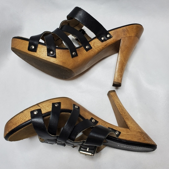 Michael Kors Black Leather Size 8 Wooden Heeled Sandals - Picture 7 of 11